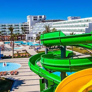 4* מלון Amadil Ocean Club